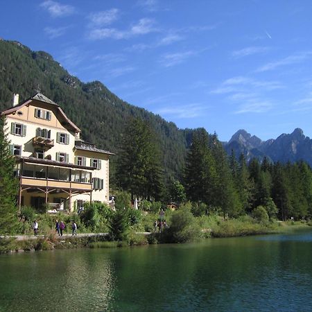 Hotel Baur Am See Добб'яко Екстер'єр фото