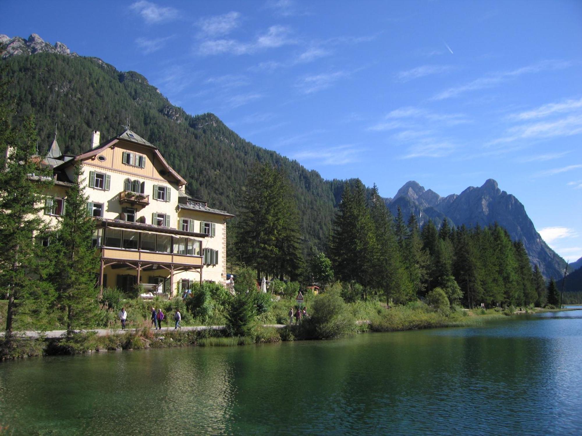 Hotel Baur Am See Добб'яко Екстер'єр фото